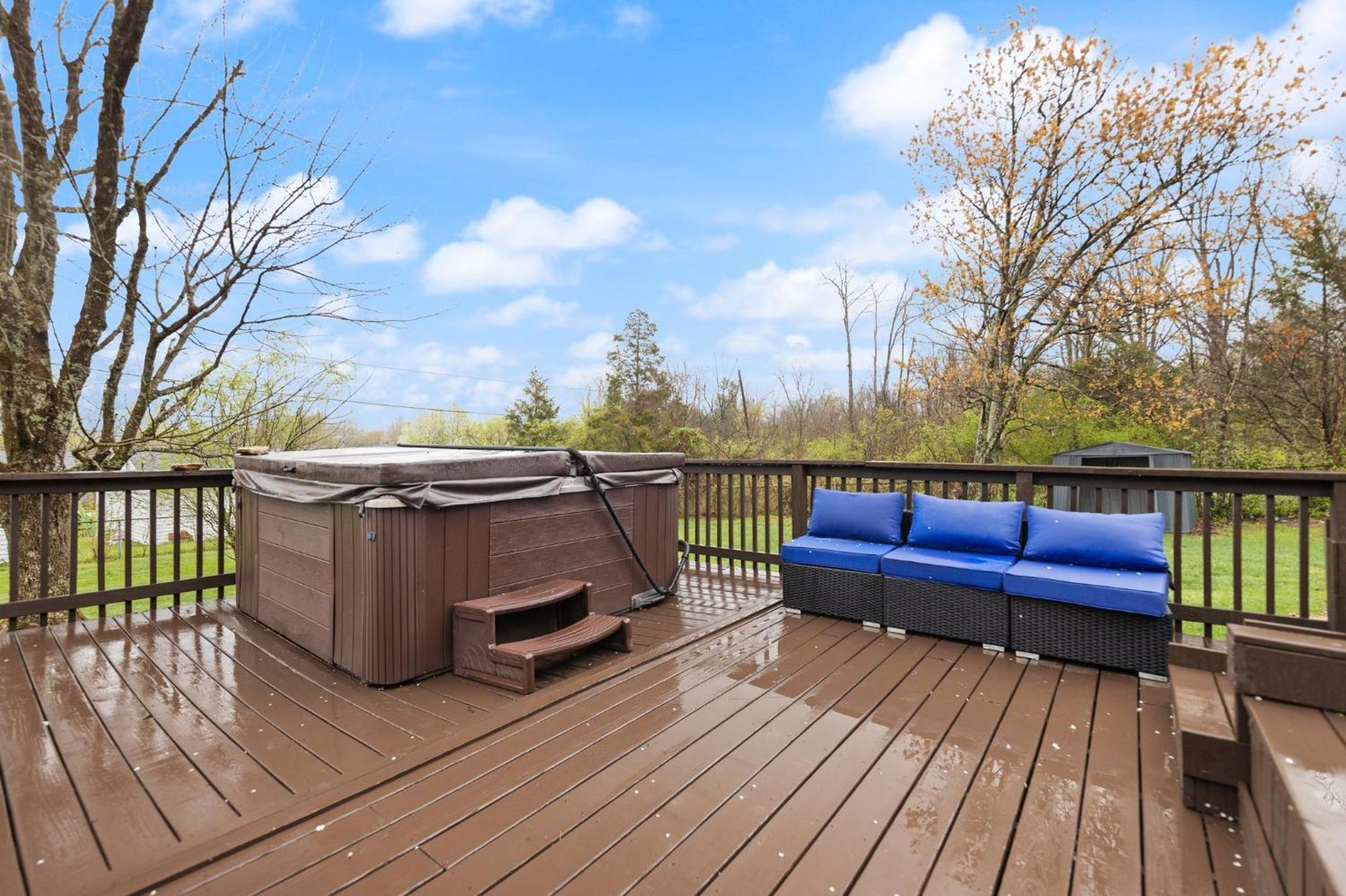The Kentucky Bluegrass Retreat Villa แฟรงค์ฟอร์ต ภายนอก รูปภาพ